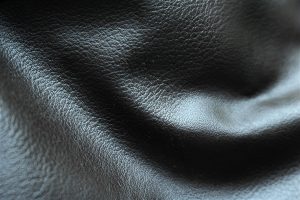 シボ革とは？特徴や種類、メリット・デメリットを徹底解説